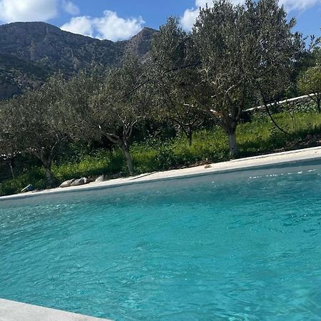 Villa River With Pool Kamares  Eksteriør billede